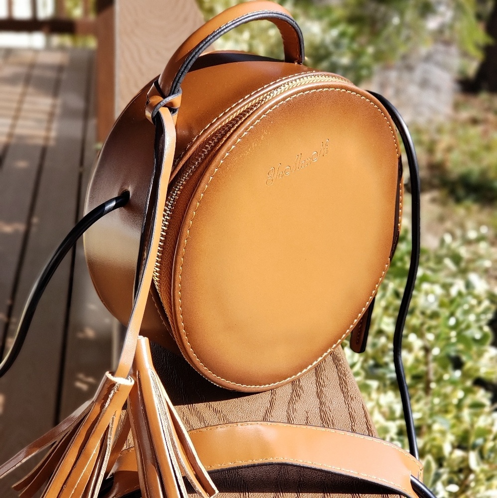 NWOT Faux Leather Round Brown Crossbody/Shlder bag